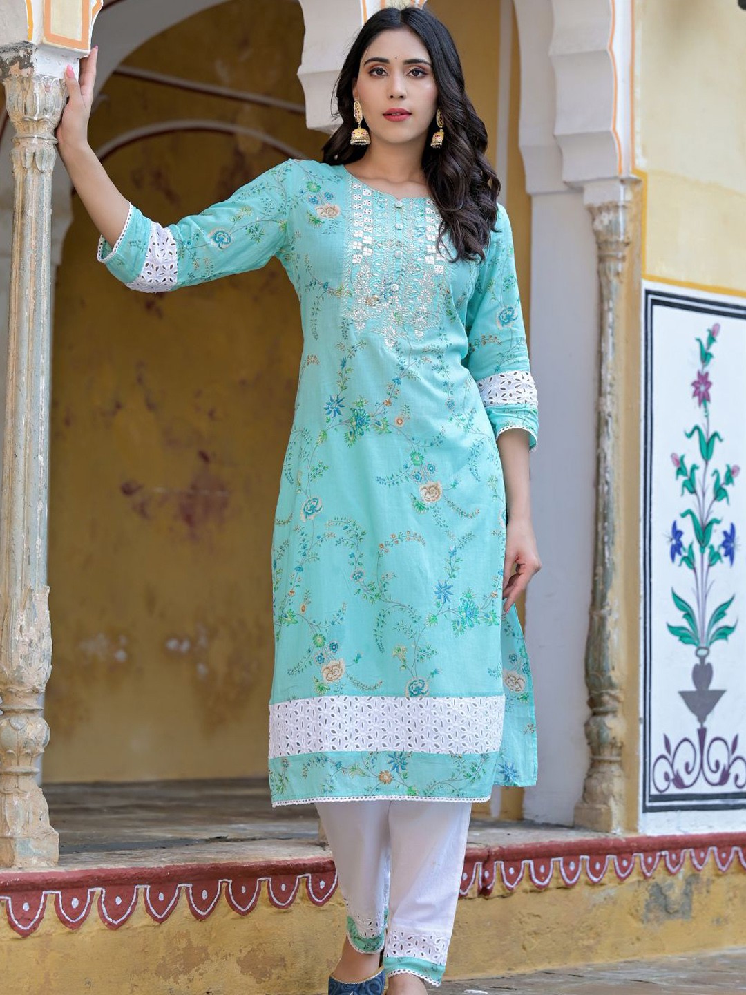 

Zolo Label Women Blue Floral Embroidered Pure Cotton Kurta with Palazzos & With Dupatta