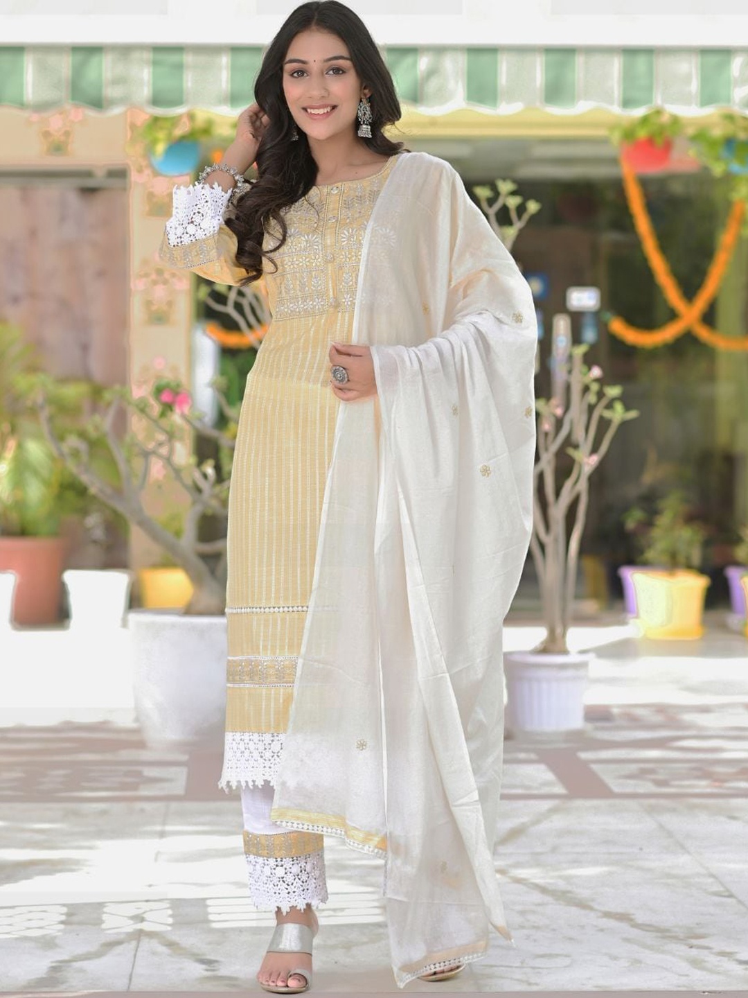 

Zolo Label Ethnic Motifs Embroidered Pure Cotton Kurta with Trousers & Dupatta, Yellow