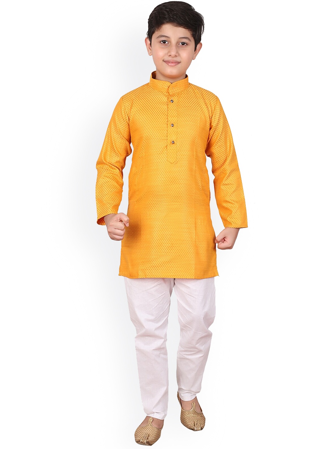

Pro-Ethic STYLE DEVELOPER Boys Orange Printed Kurta with Pyjamas