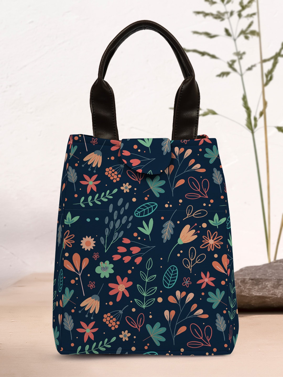 

Crazy Corner Printed Lunch Bag With Handle, Blue