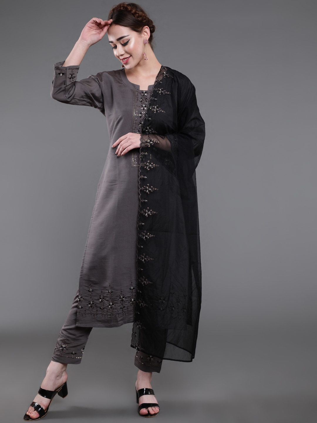 

saubhagya Embroidered Notch Neck Thread Work Kurta with Trousers & Dupatta, Grey