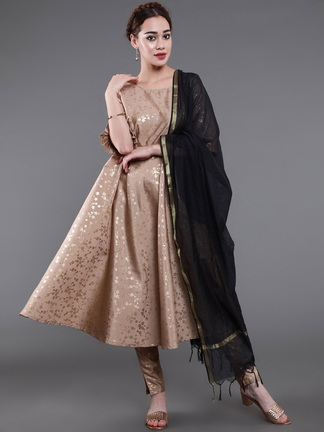 

saubhagya Floral Printed Foil Bell Sleeves Anarkali Kurta with Trousers & Dupatta, Beige