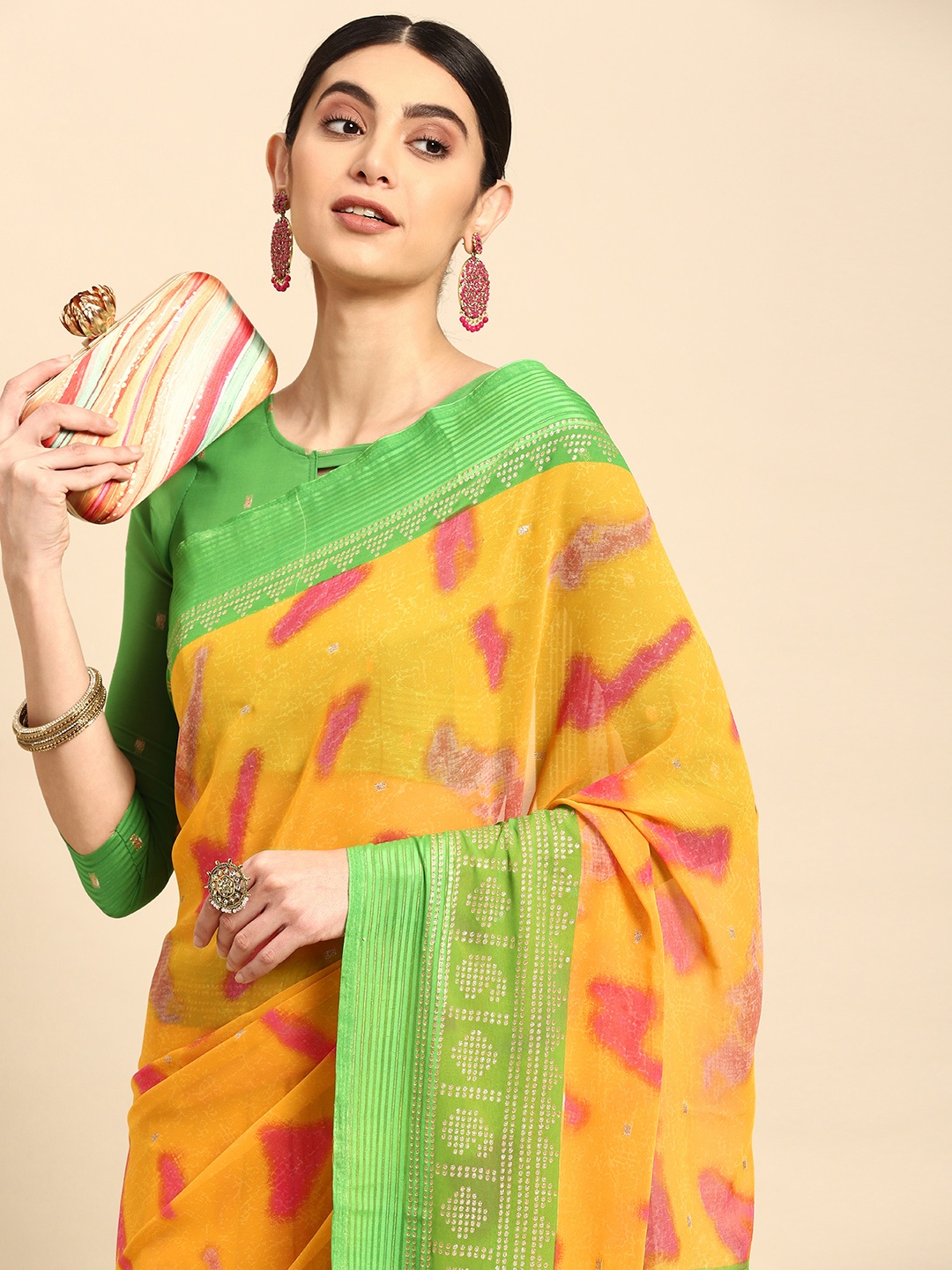 

Mitera Printed Pure Chiffon Saree, Yellow