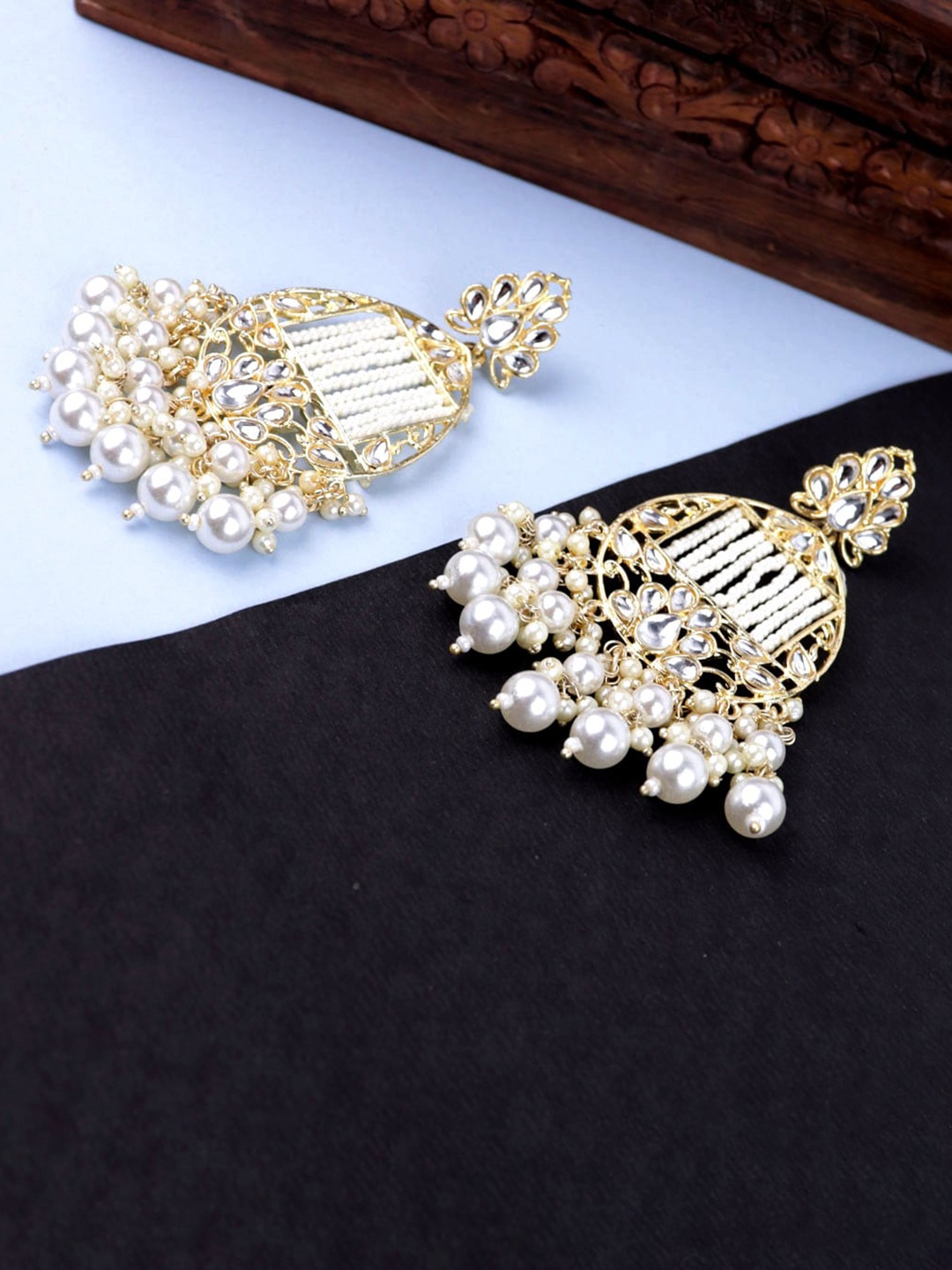 

VAGHBHATT Gold-Plated Kundan & Beads Drop Earrings, White