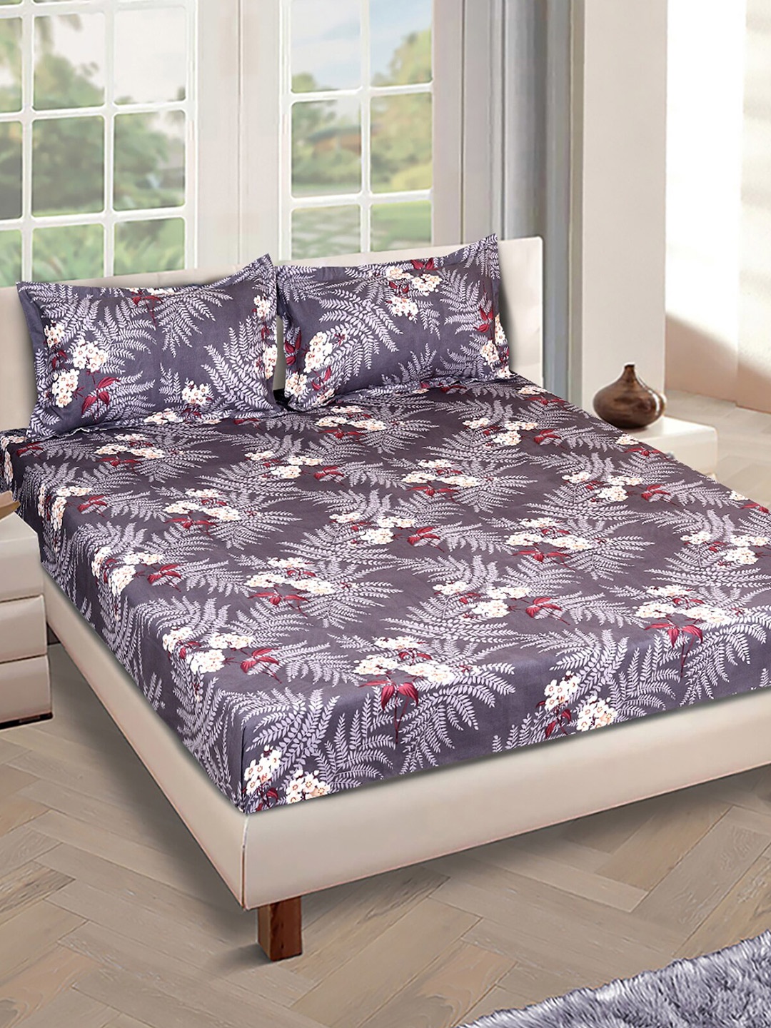 

ROMEE Grey & White Floral Printed 186 TC King Bedsheet With 2 Pillow Covers