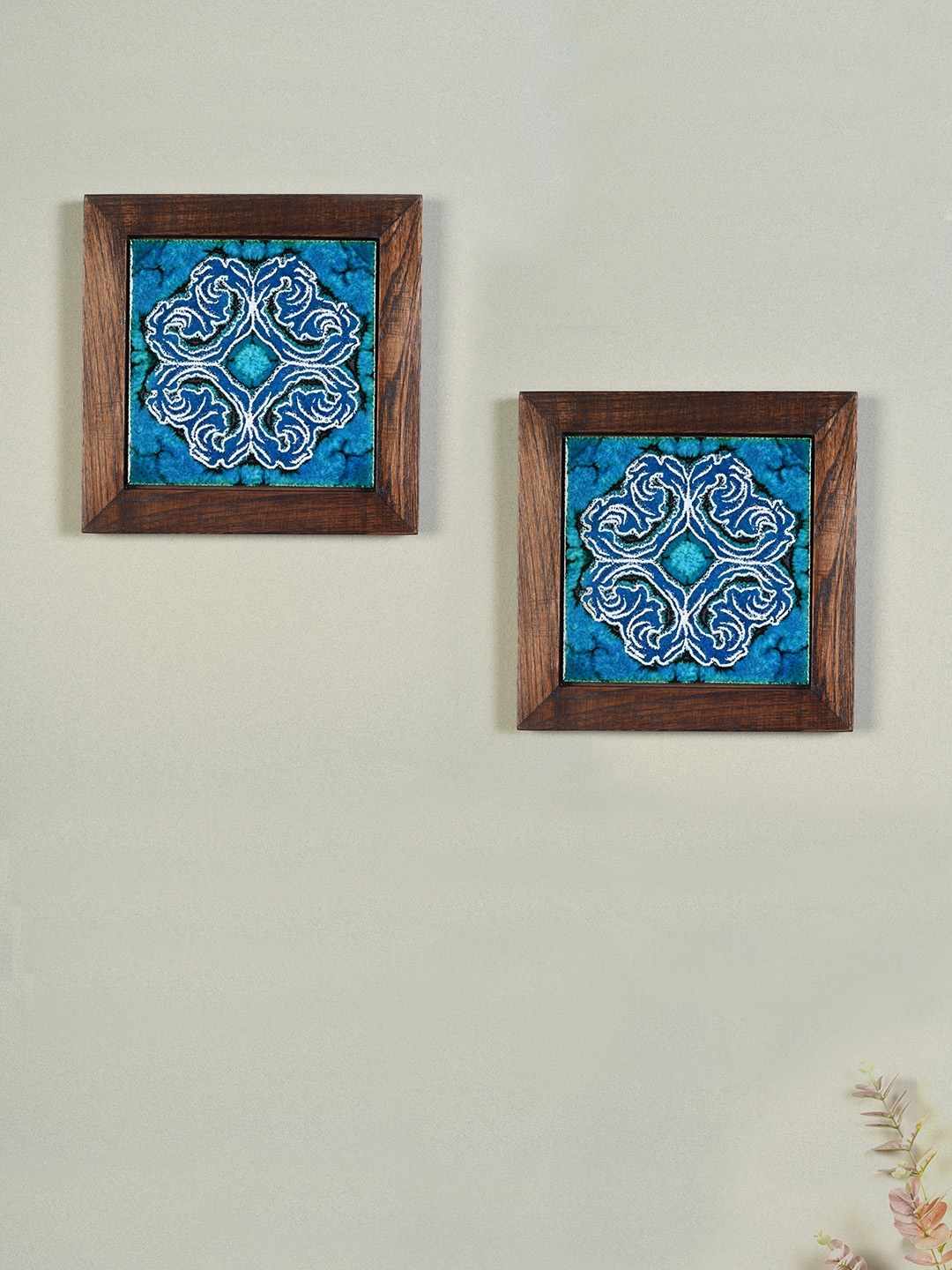 

AAKRITI ART CREATIONS Brown & Blue 2 Pieces Daisy Wall Art Panel