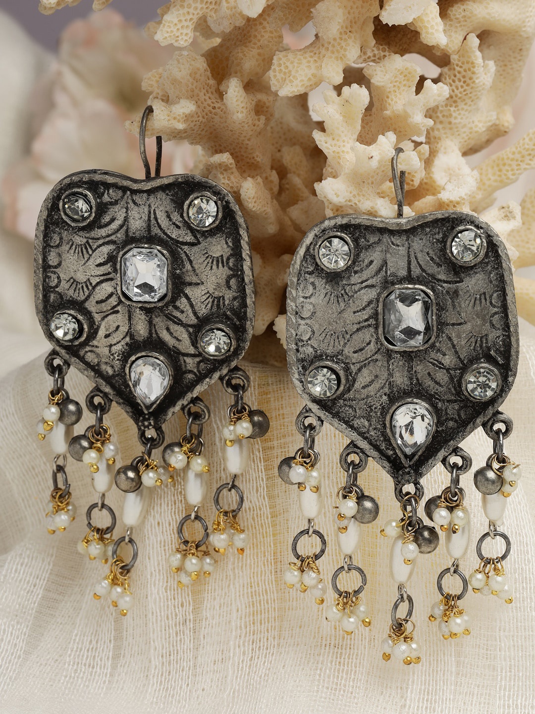 

Moedbuille Silver-Plated Quirky Drop Earrings, Metallic