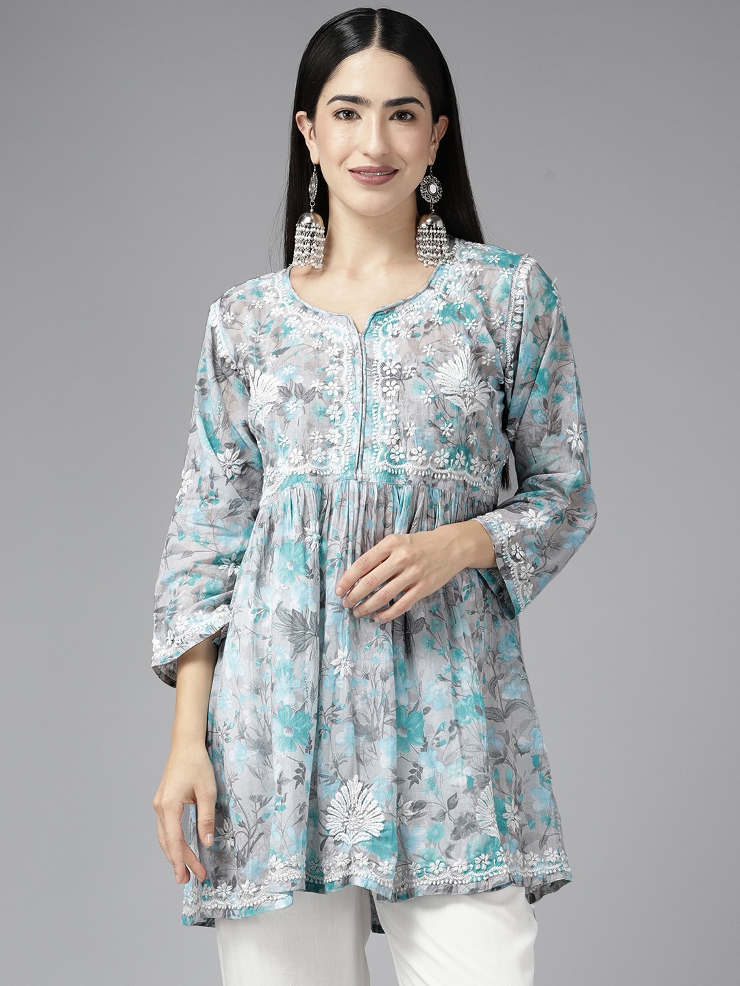 

ADA Floral Embroidered Chikankari Kurti, Grey