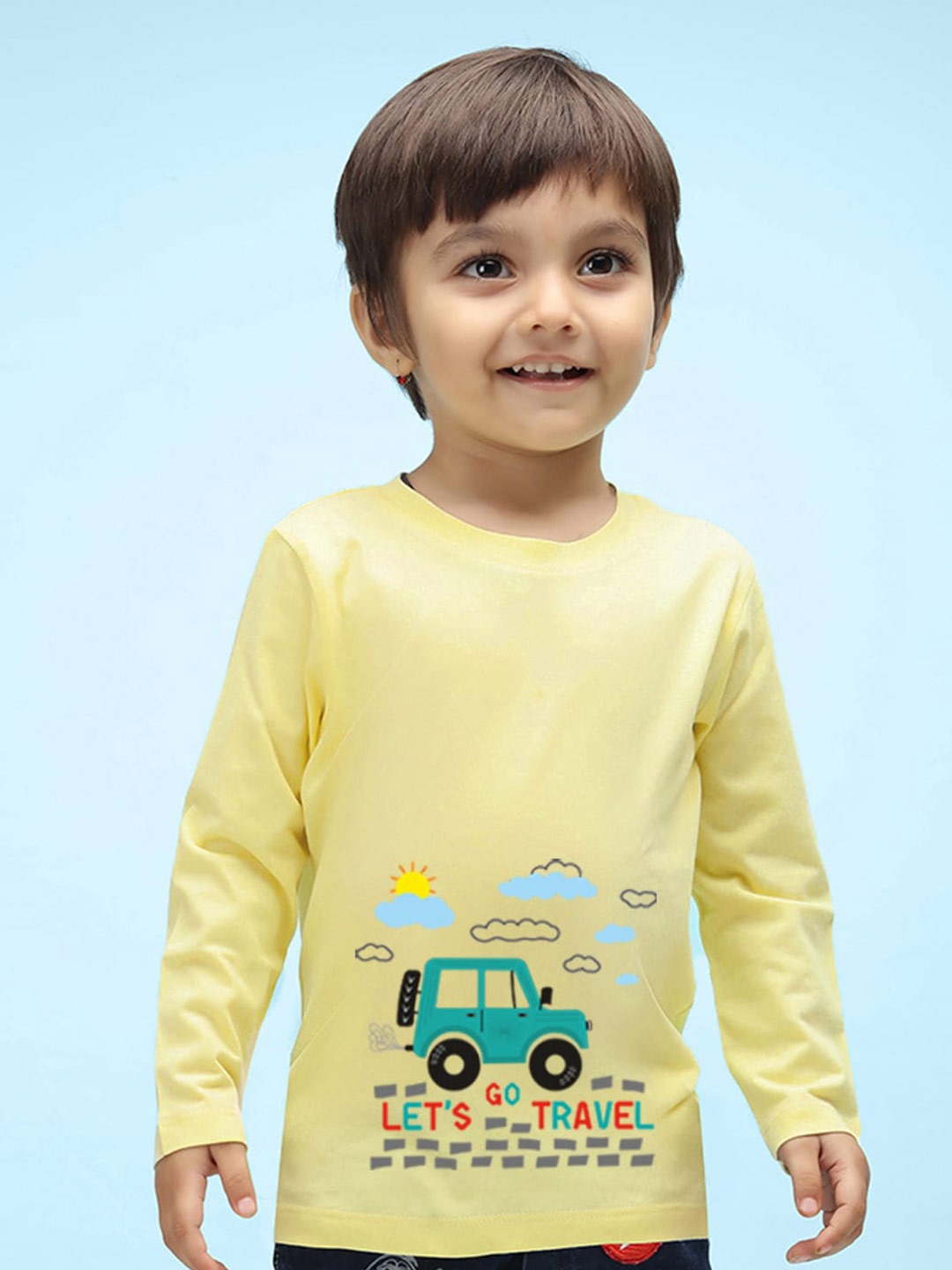 

NUSYL Kids Yellow Printed Pure Cotton Applique Outdoor T-shirt