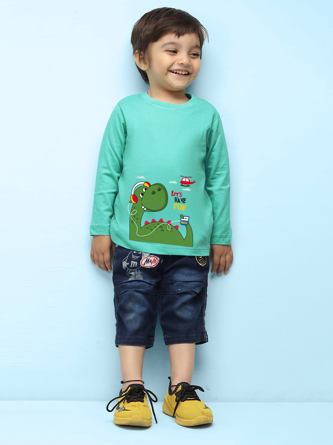 

NUSYL Kids Green Printed High Neck Pure Cotton Applique Outdoor T-shirt