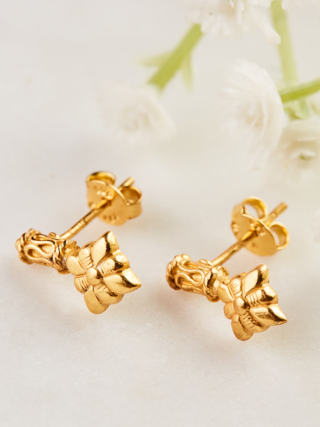 

Fabindia Gold-Plated Contemporary Studs Earrings