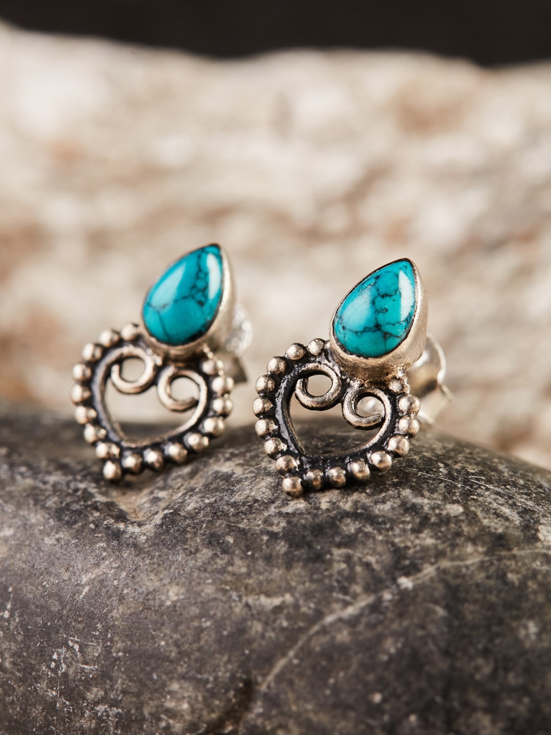 

Fabindia Silver-Plated Stone-Studded Contemporary Studs Earrings, Blue