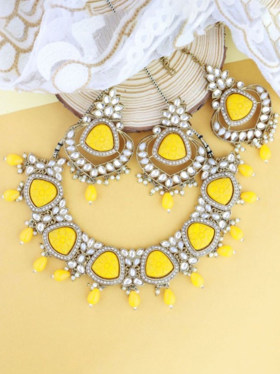 

I Jewels Gold-Plated Kundan Stones Studded & Pearls Beaded Jewellery Set, Yellow