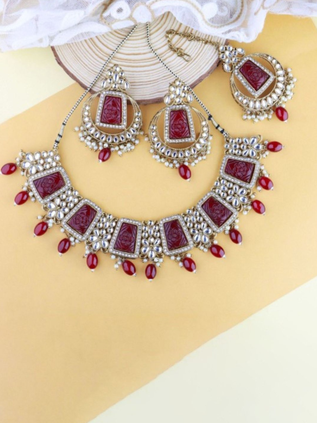 

I Jewels Gold-Plated Kundan-Studded & Artificial Beads Jewellery Set