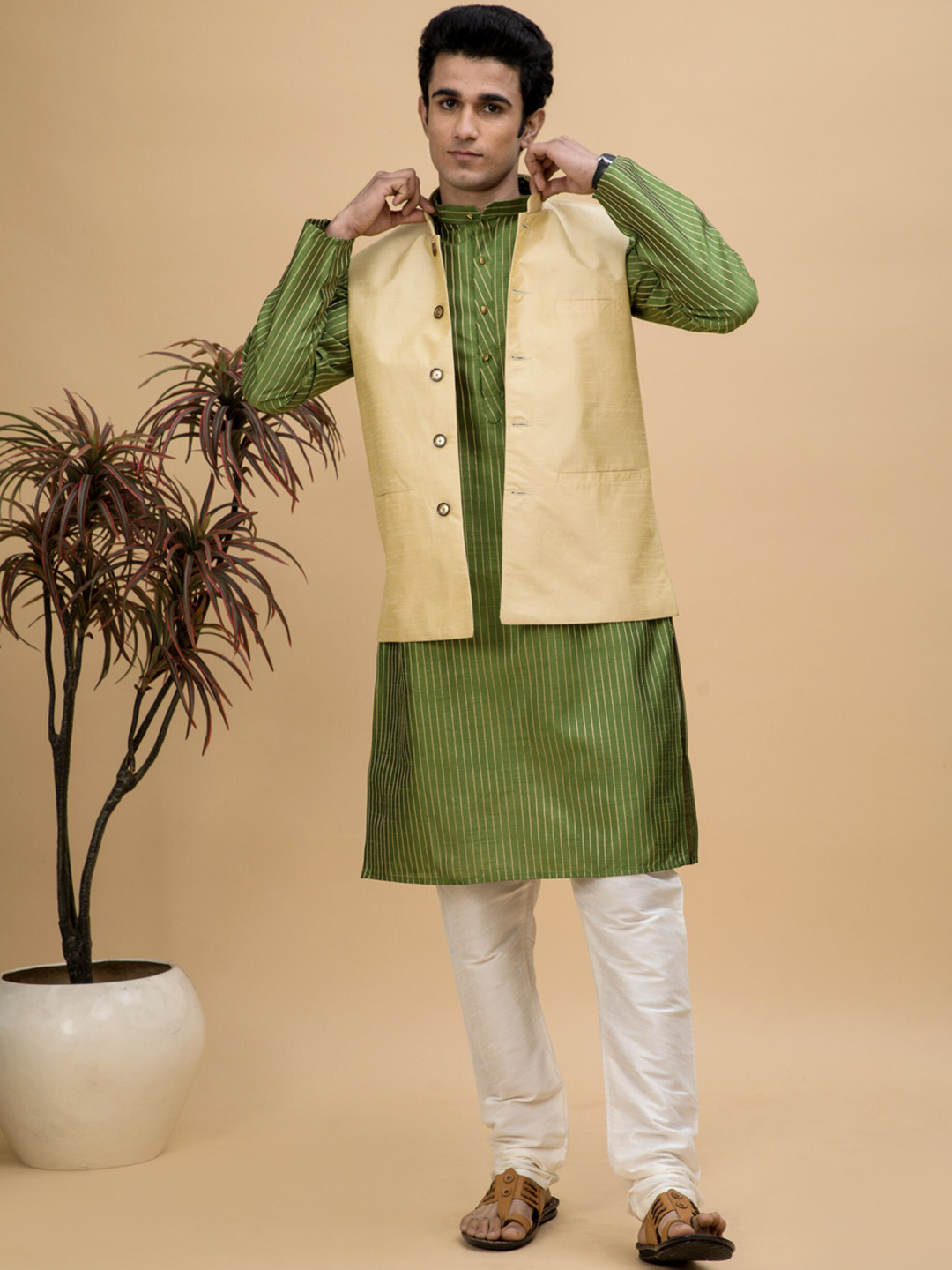 

NEUDIS Striped Mandarin Collar Kurta with Churidar & Nehru Jacket, Green