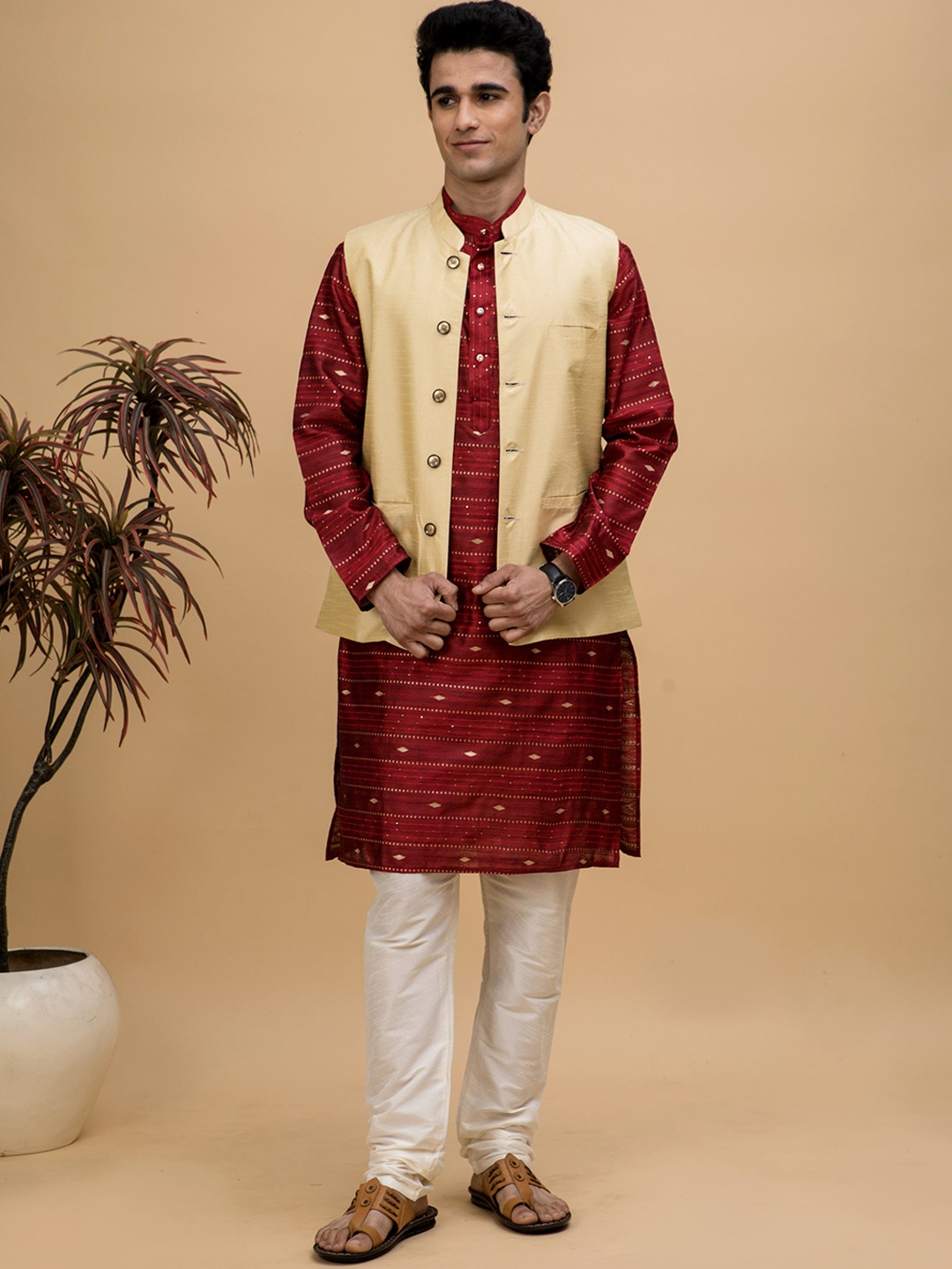 

NEUDIS Ethnic Motifs Woven Design Mandarin Collar Kurta with Churidar & Nehru Jacket, Maroon