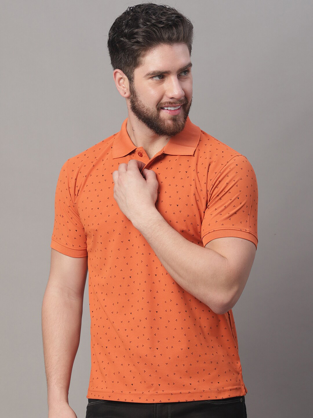 

Obaan Men Orange Printed Polo Collar T-shirt