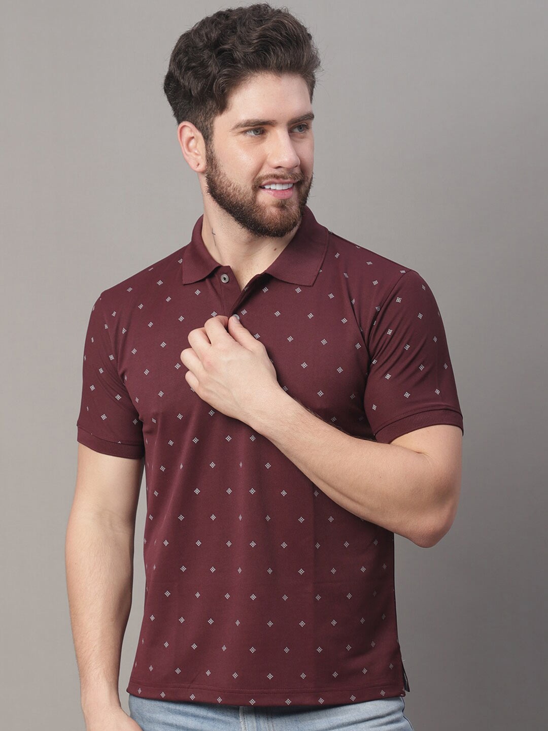 

Obaan Men Burgundy Printed Polo Collar T-shirt