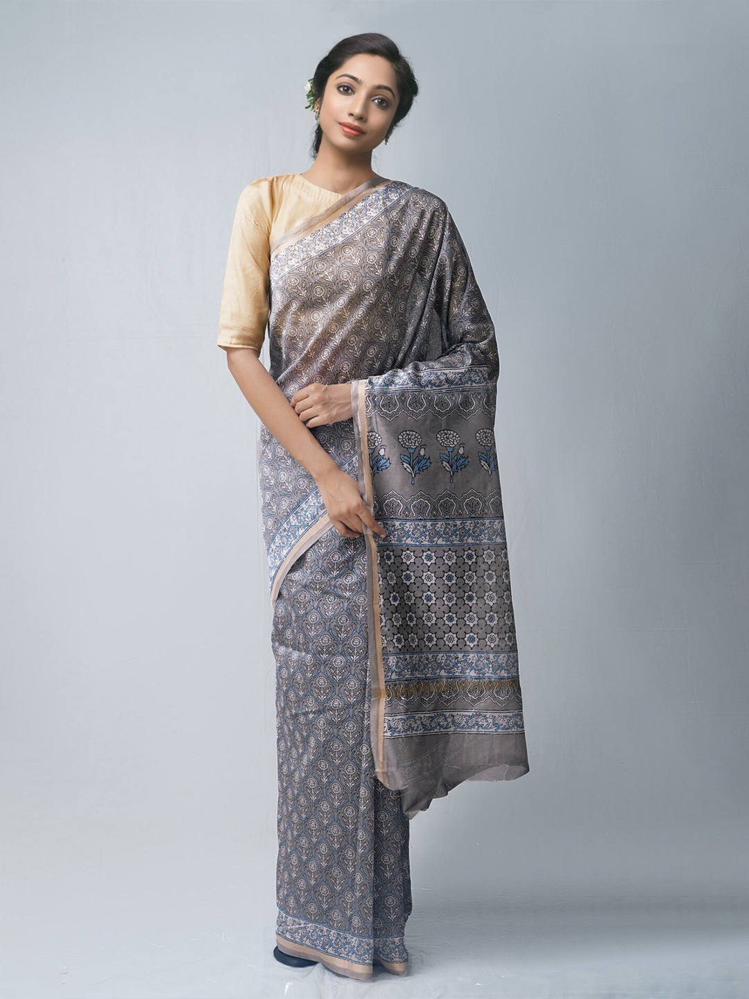 

Unnati Silks Ethnic Motifs Printed Zari Silk Cotton Chanderi Saree, Grey
