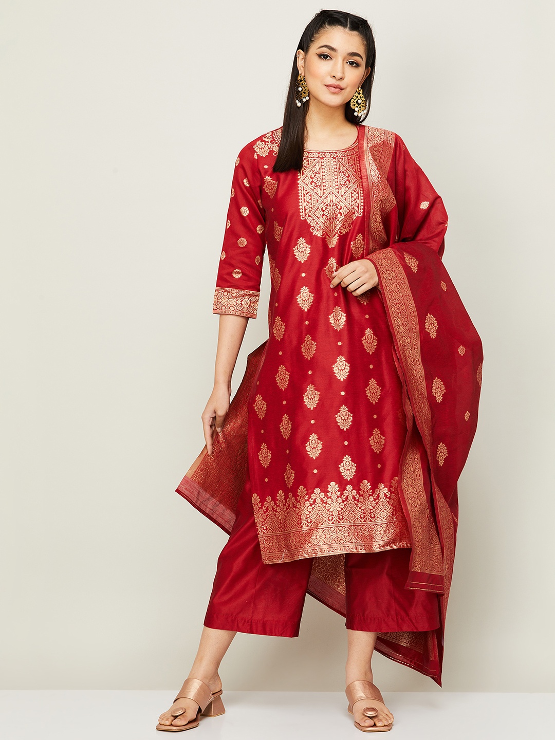 

Melange by Lifestyle Ethnic Motifs Woven Design Kurta With Palazzos & Dupatta, Red