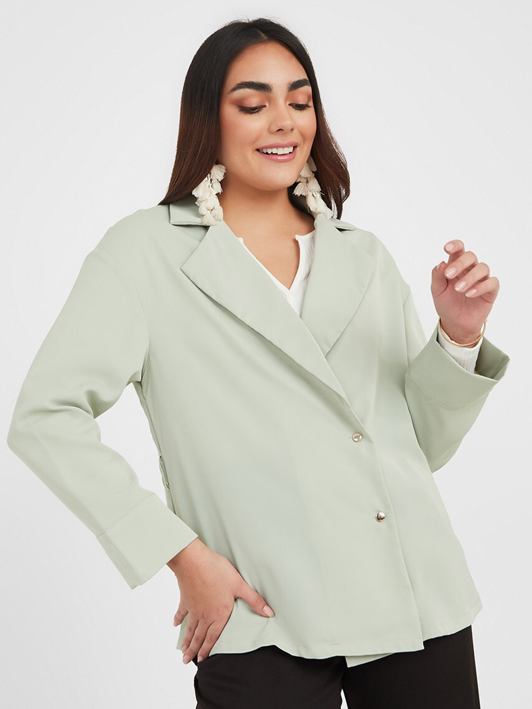

Styli Green Colourblocked Mandarin Collar Top