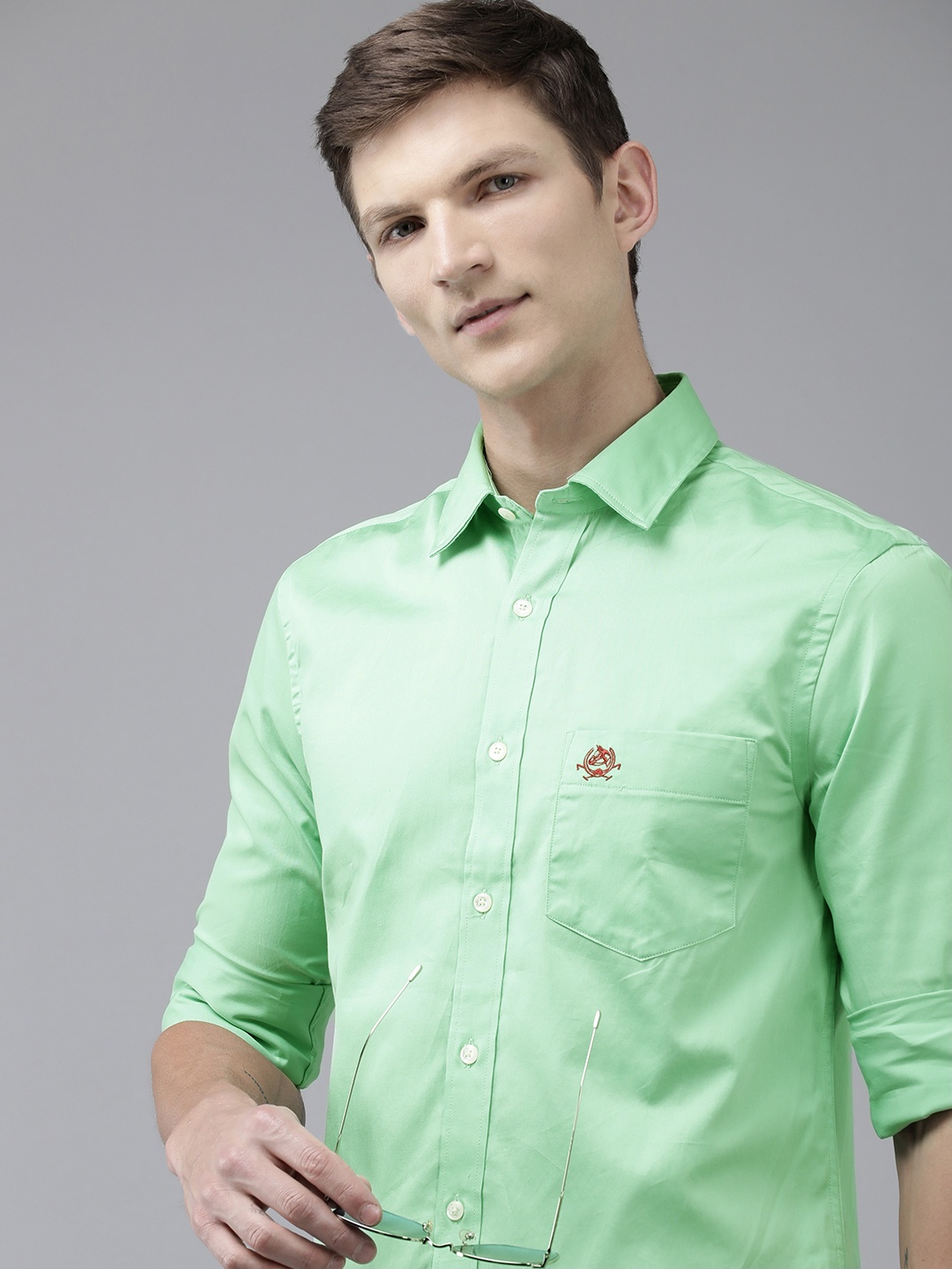 

U.S. Polo Assn. Men Pure Cotton Solid Tailored Fit Casual Shirt, Green