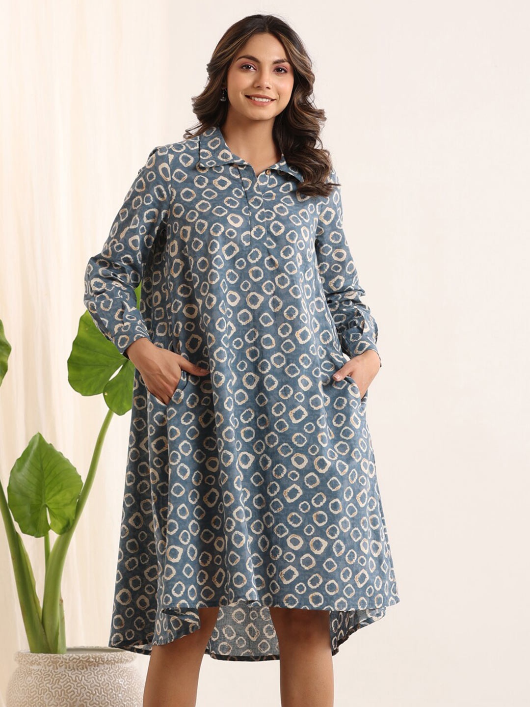 

SANSKRUTIHOMES Geometric Printed Pure Cotton Kaftan Nightdress, Blue