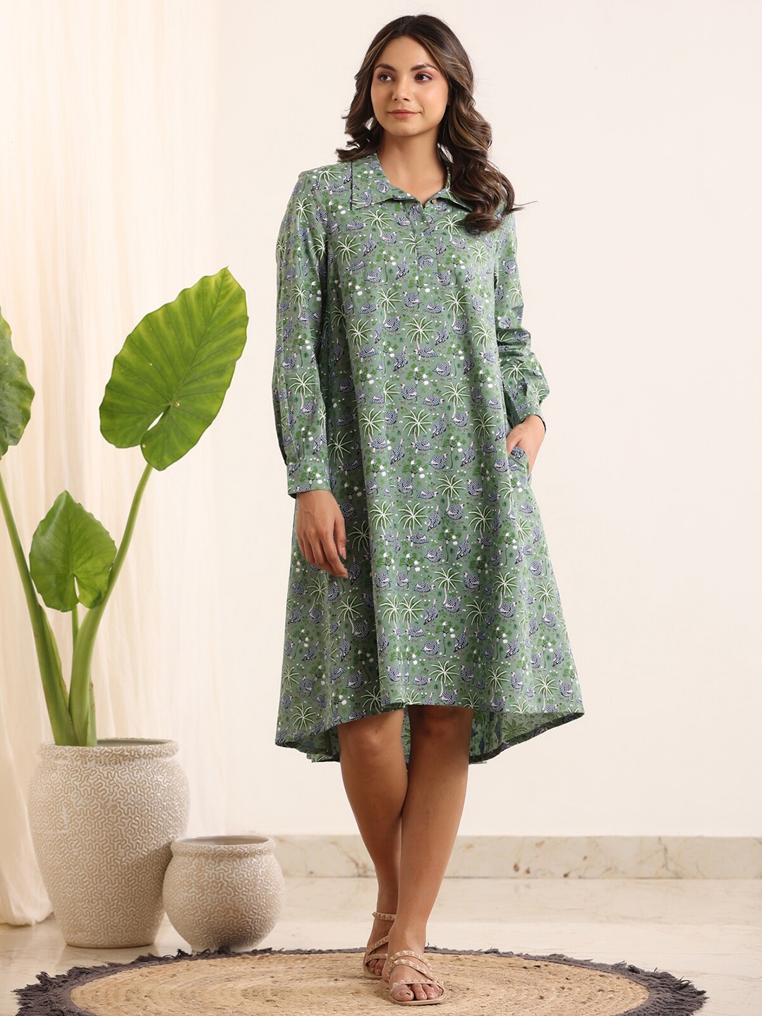 

SANSKRUTIHOMES Spread Collar Printed Pure Cotton Nightdress, Green