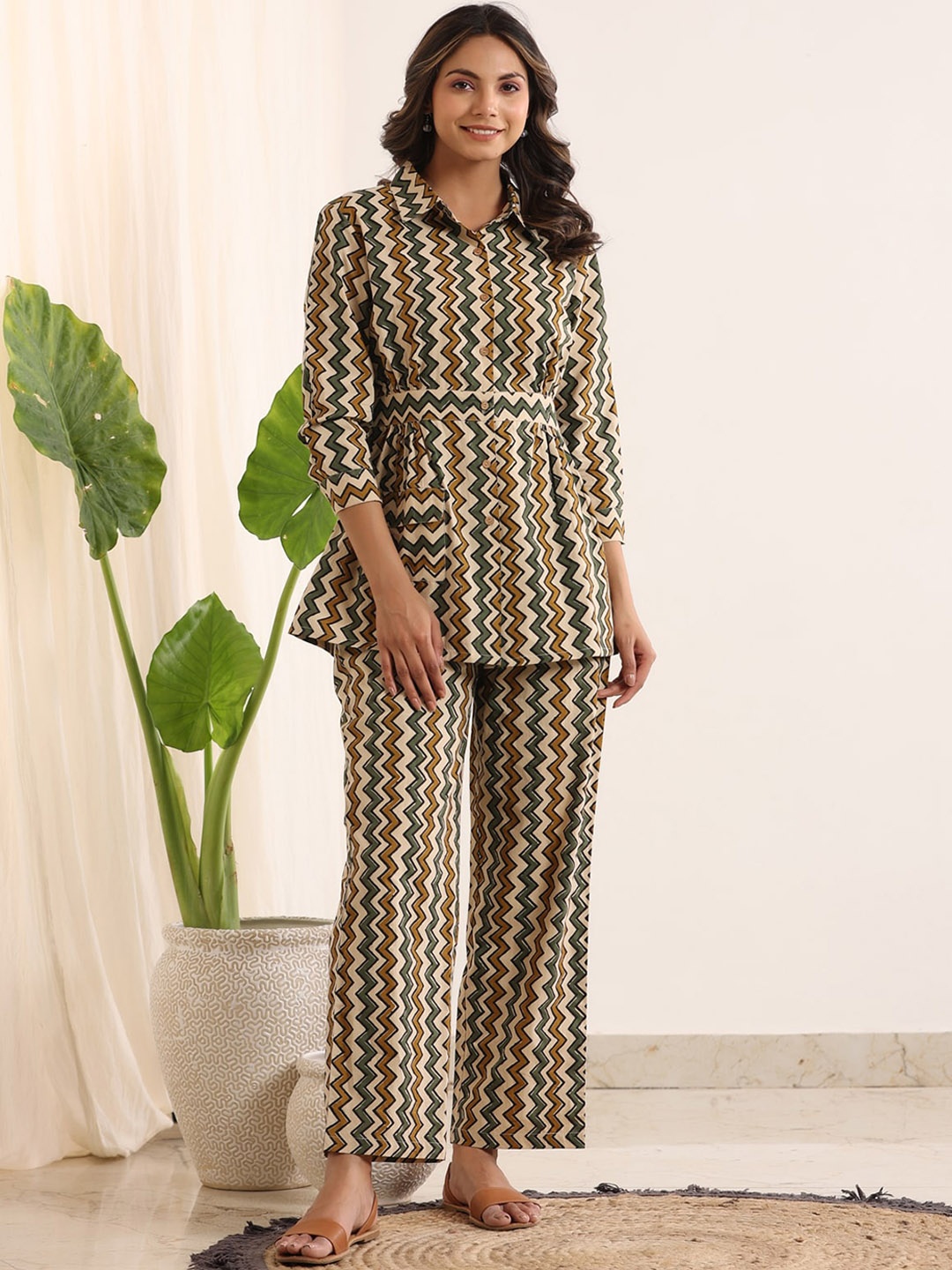 

SANSKRUTIHOMES Striped Pure Cotton Night Suit, Brown