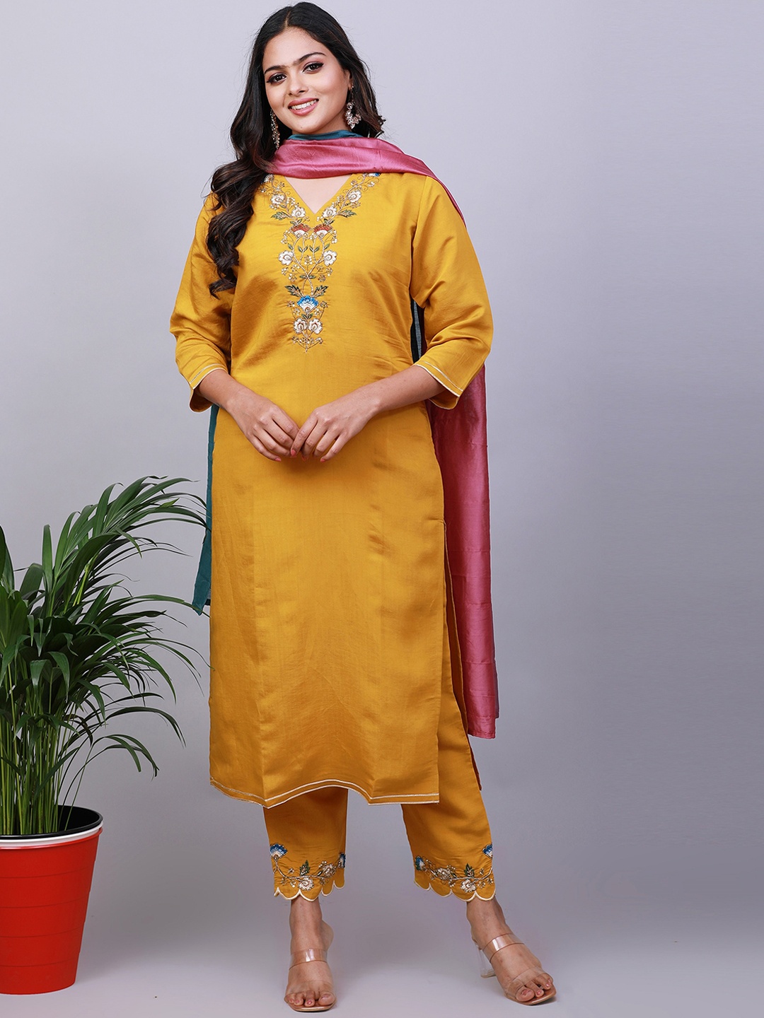 

NAYRA Floral Thread Work Straight Kurta with Trousers & Dupatta, Mustard
