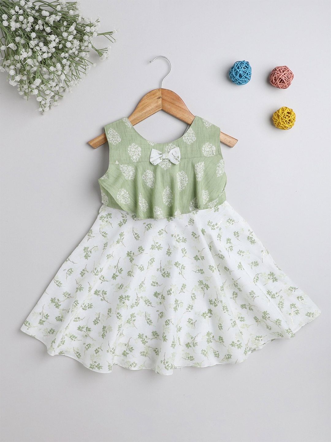 

The Magic Wand Girls Floral Sleeveless Bow Detail Dress, Green