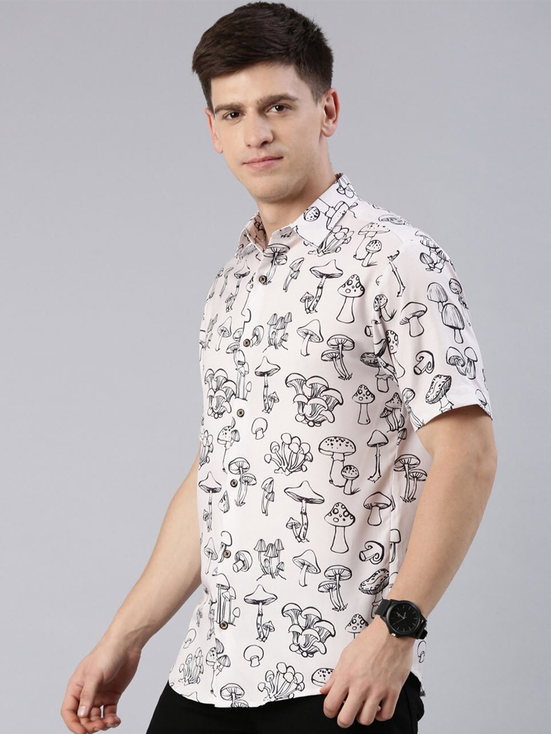 

Bushirt Men Comfort Printed Shirt, Cream