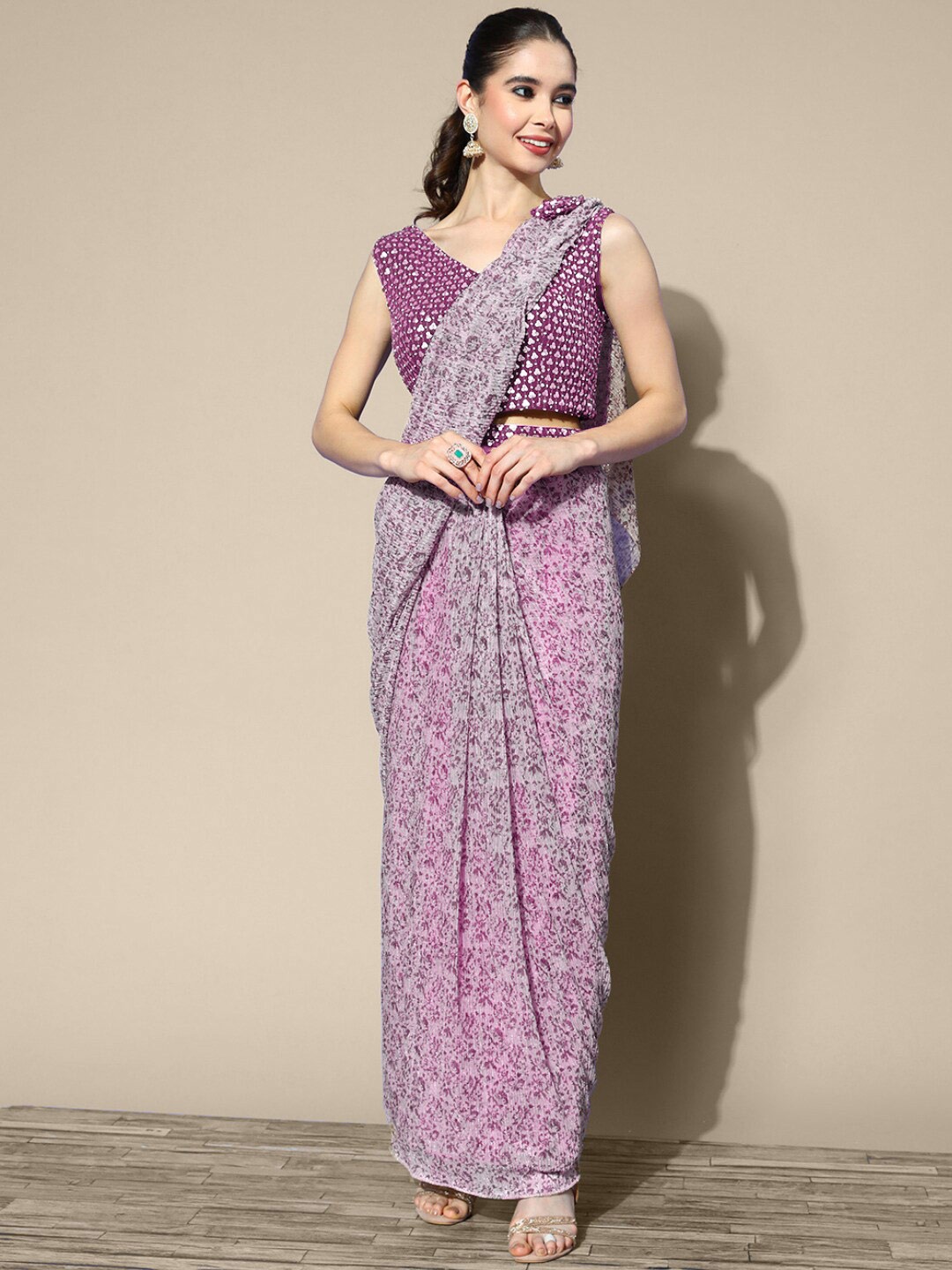 

Chhabra 555 Abstract Printed Pre-Draped Sarees, Grey