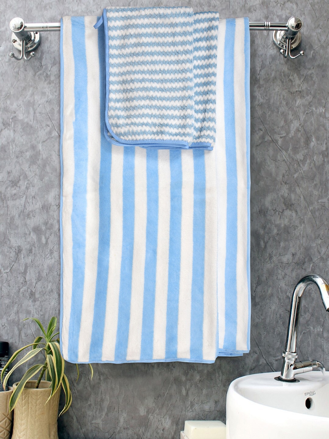 

CURIOUS LIFESTYLE Blue & White 4 Pieces Striped 600 GSM Towel Set