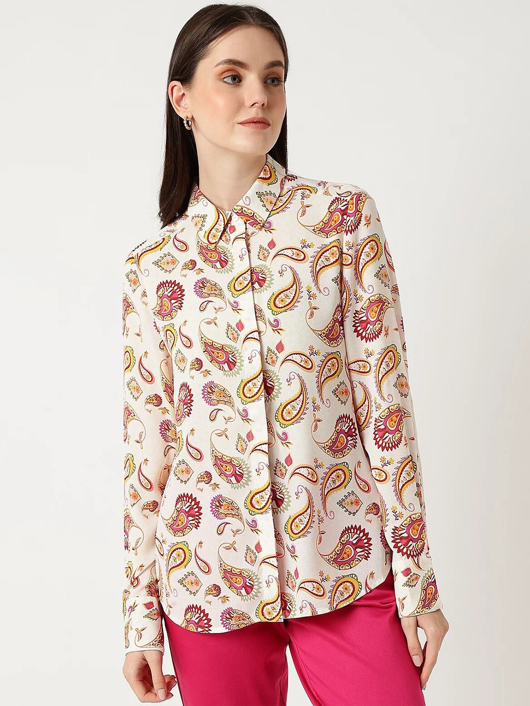 

Marks & Spencer Spread Collar Floral Printed Regular Fit Casual Shirt, Off white
