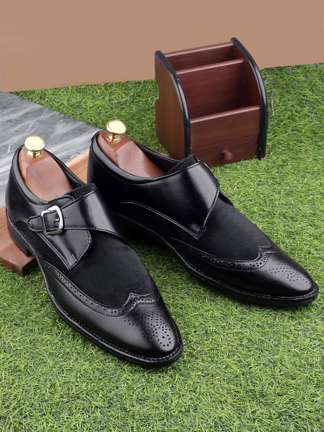 

mr.wonker Men Textured Formal Monk Shoes, Black