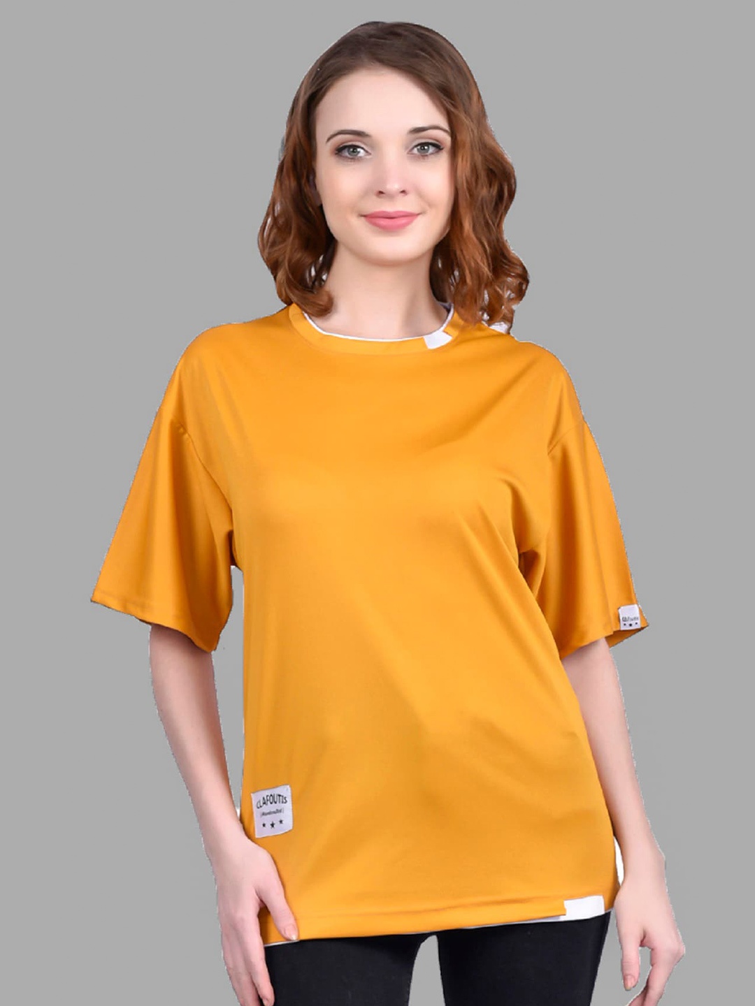 

CLAFOUTIS Women Yellow Drop-Shoulder Sleeves Applique Loose Running T-shirt