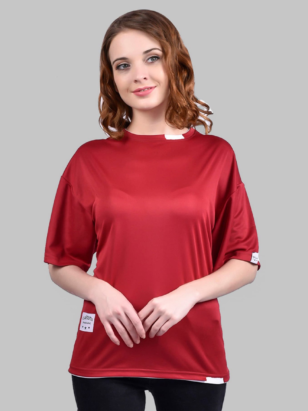 

CLAFOUTIS Women Maroon Drop-Shoulder Sleeves Loose Running T-shirt