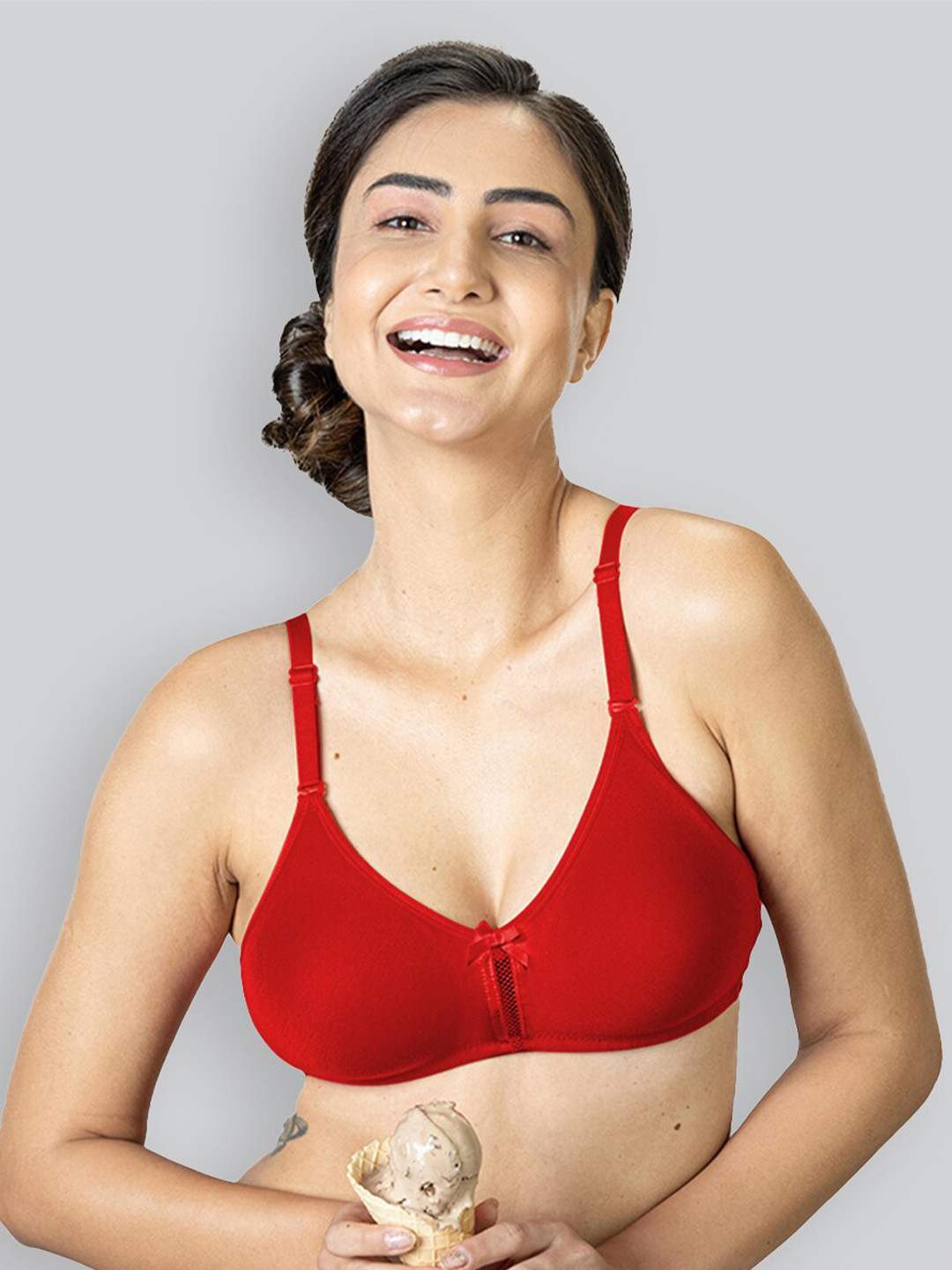 

LYRA Cotton Rich Mesh Ladder Wire Free Moulded and Seamless Bra, Red