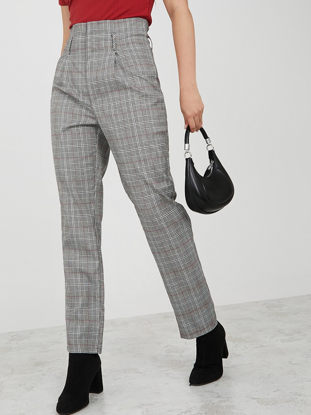 

Styli Women Checked Straight Fit High-Rise Pleated Trousers, Grey