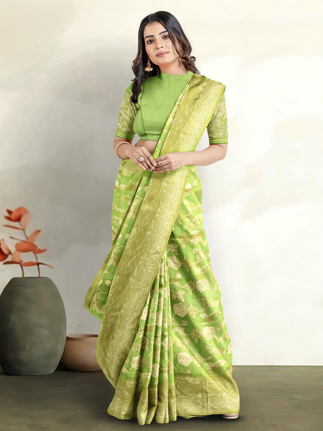 

Kalamandir Floral Woven Design Zari Saree, Green