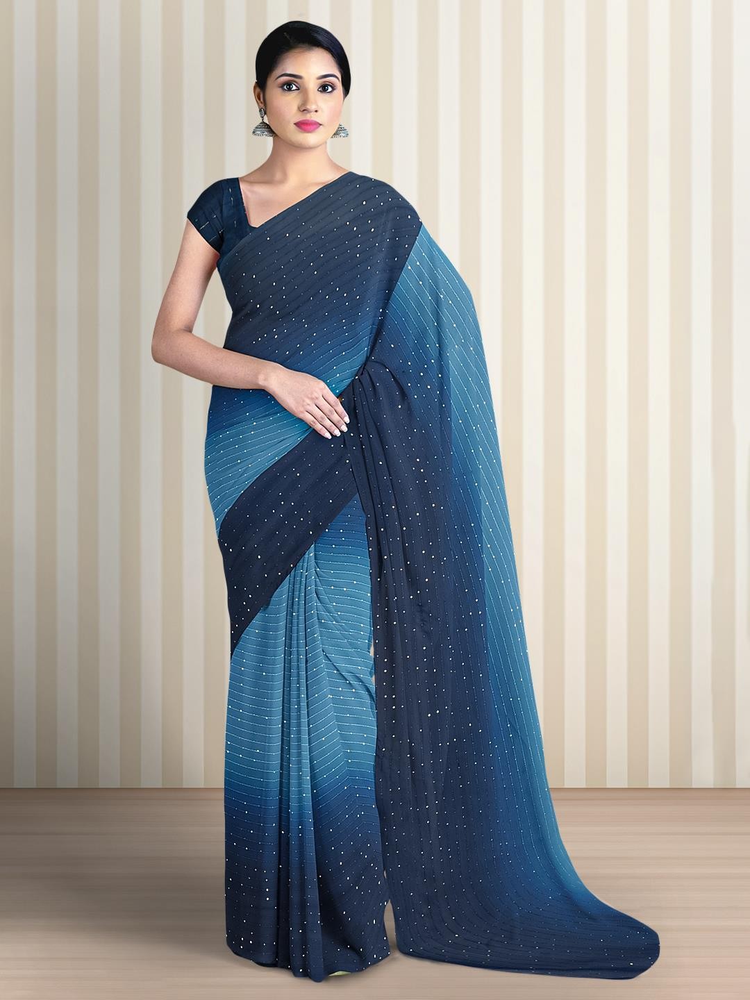 

Kalamandir Embroidered Saree, Blue