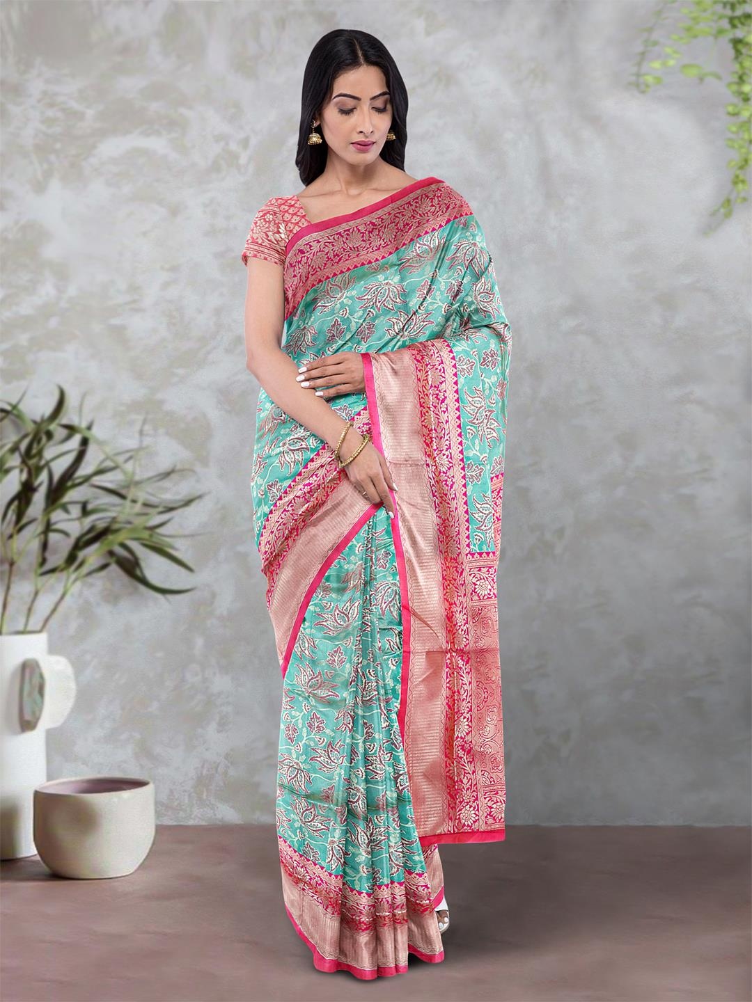 

Kalamandir Floral Printed Zari Banarasi Saree, Blue
