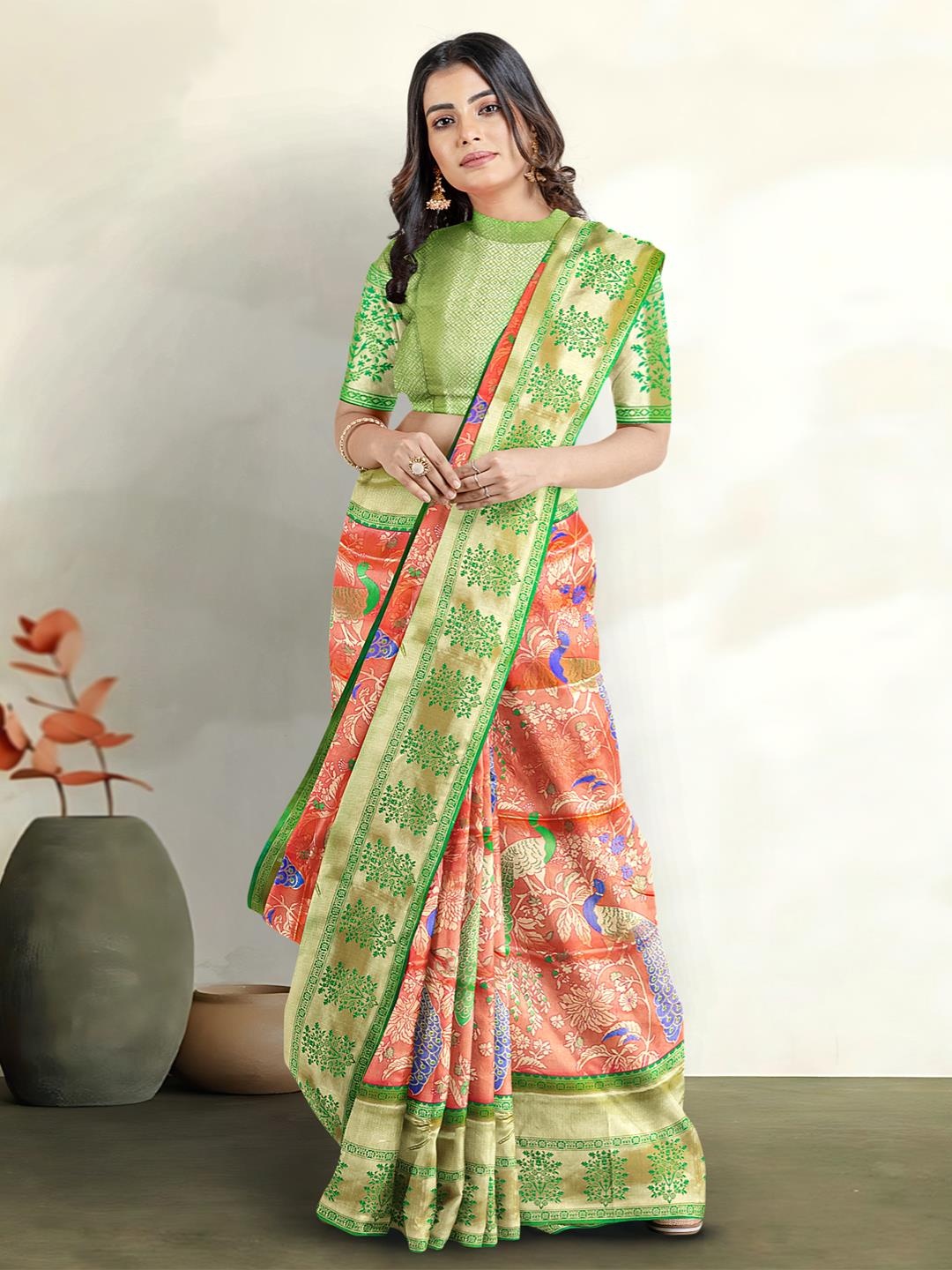 

Kalamandir Ethnic Motifs Printed Saree, Pink