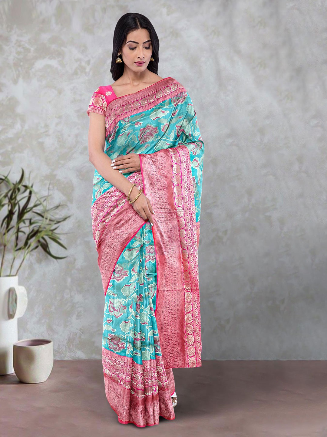 

Kalamandir Floral Motif Woven Design Zari Banarasi Saree, Blue