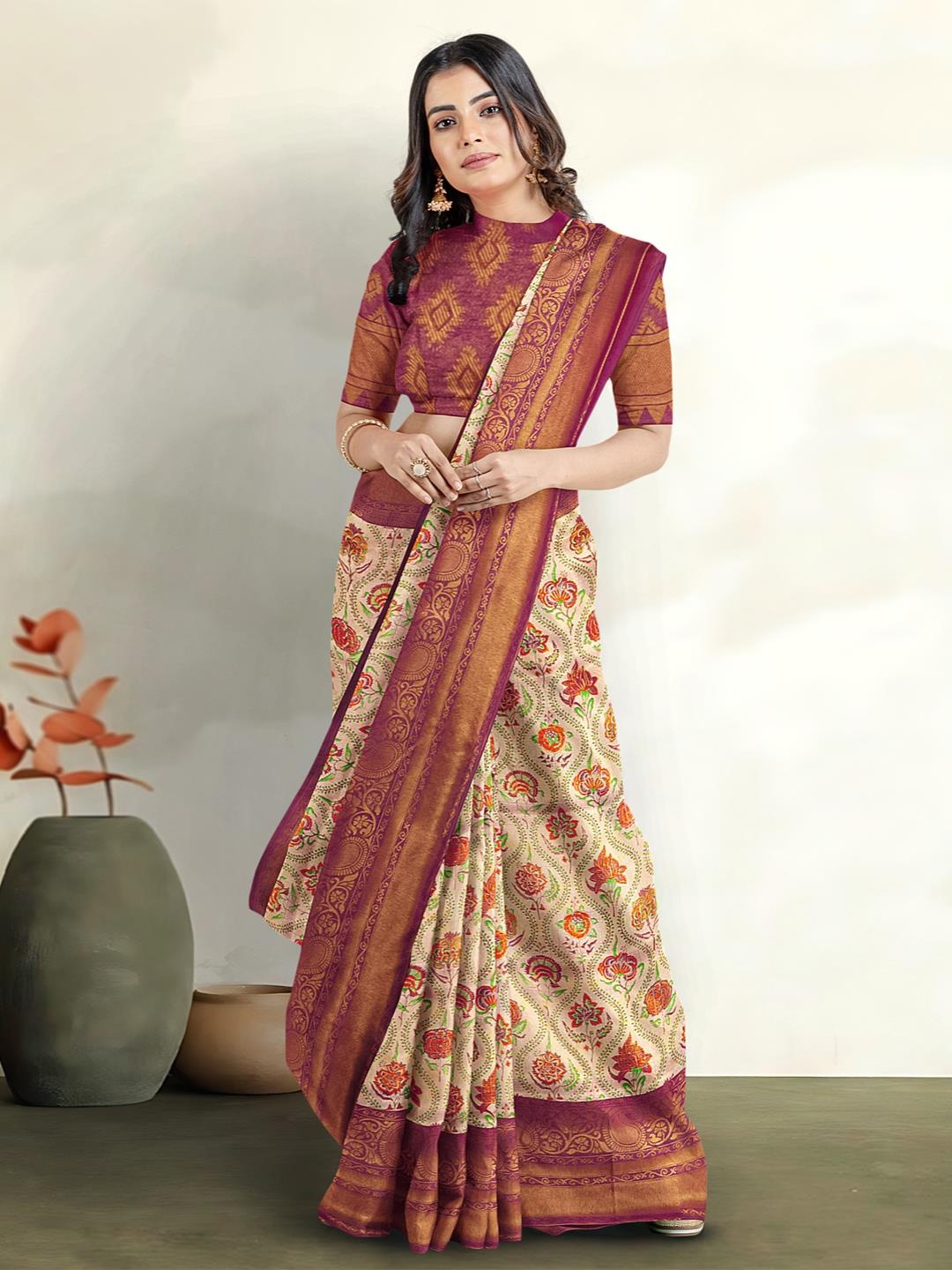 

Kalamandir Floral Printed Zari Banarasi Saree, Peach