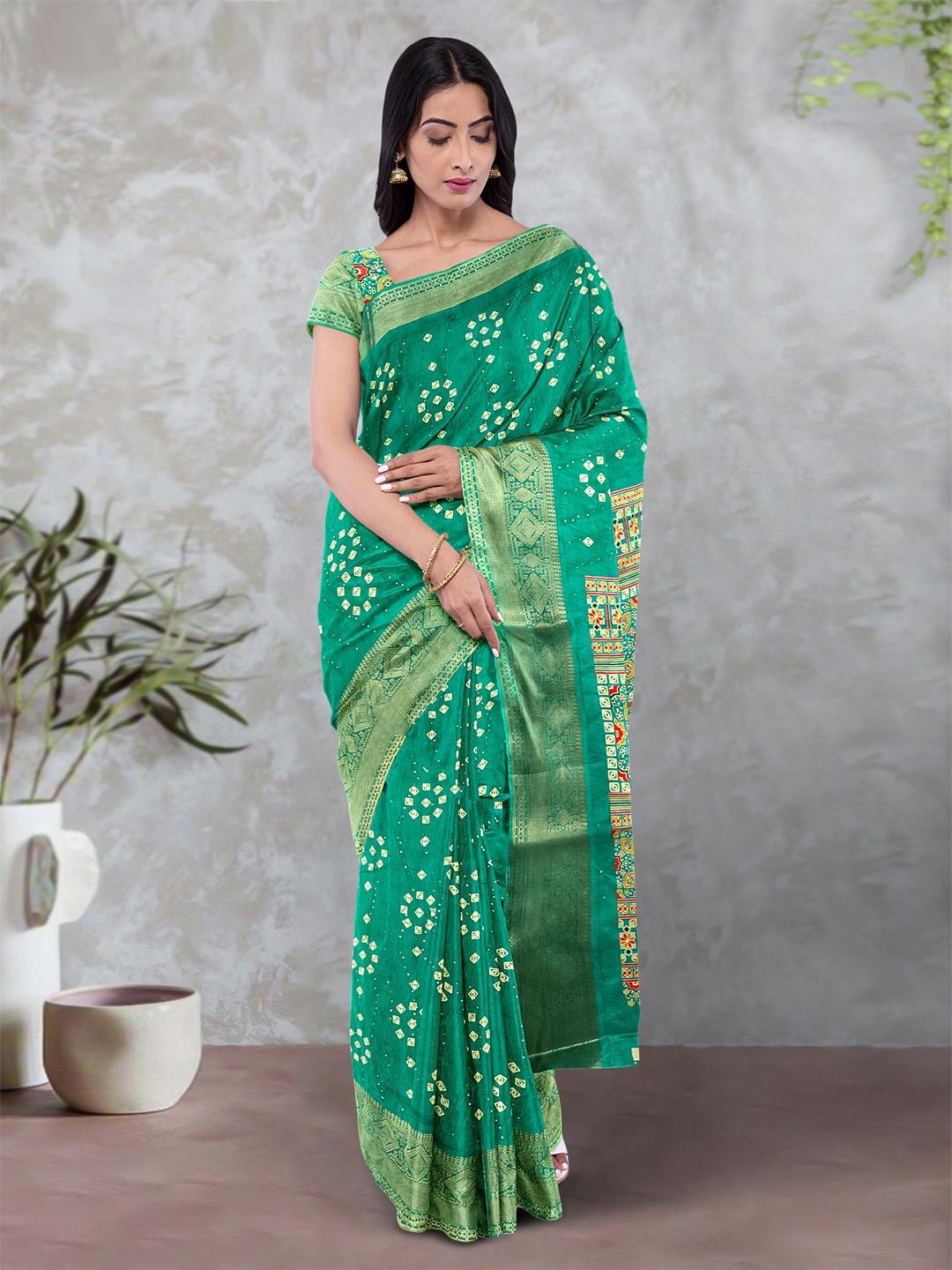 

Kalamandir Floral Printed Zari Saree, Sea green