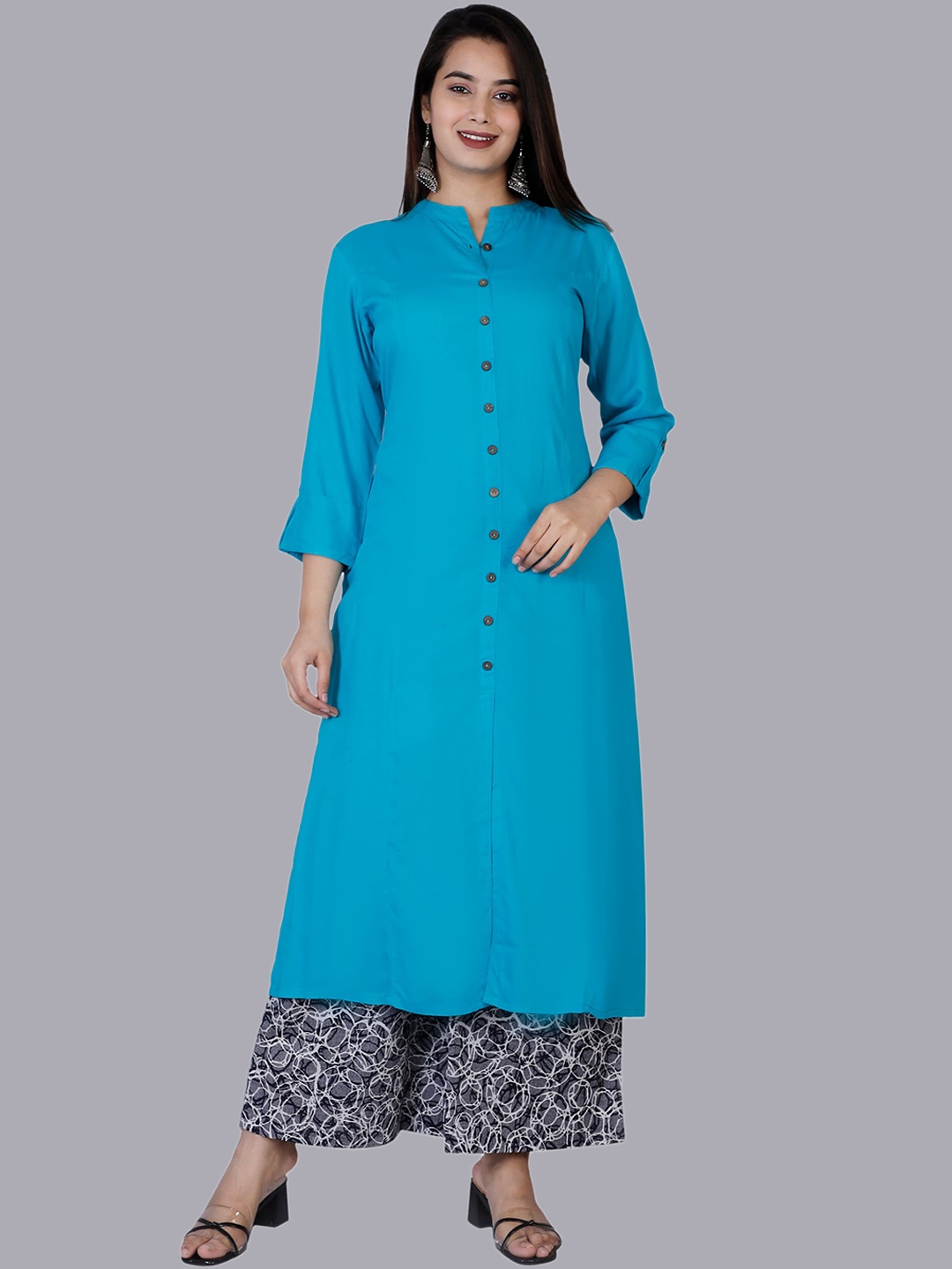 

DORIYA Band Collar Front Slit Straight Kurta with Palazzos, Blue
