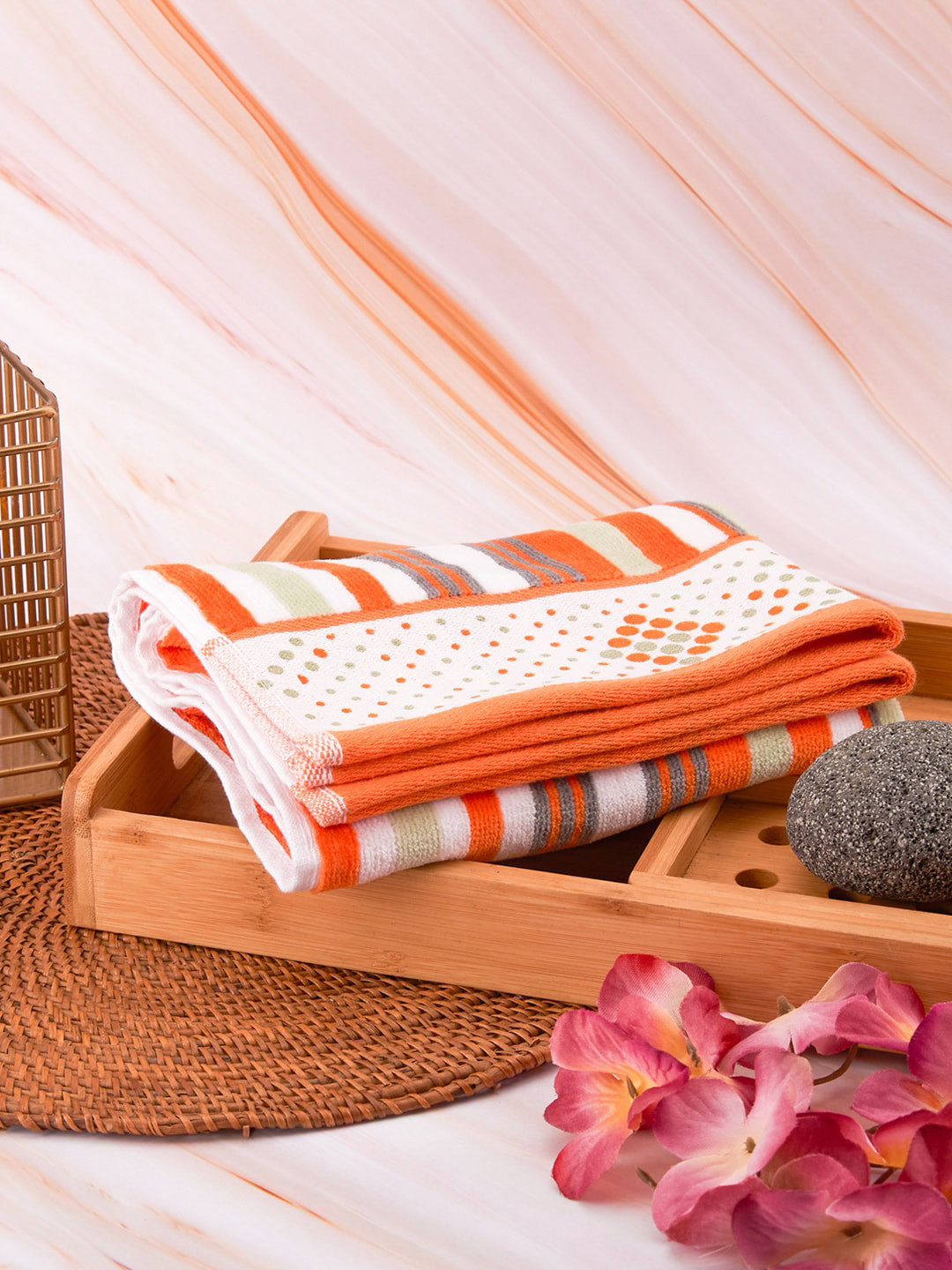 

Black gold Orange-Coloured & White Striped GSM 354 Premium Microfiber Hand Towels
