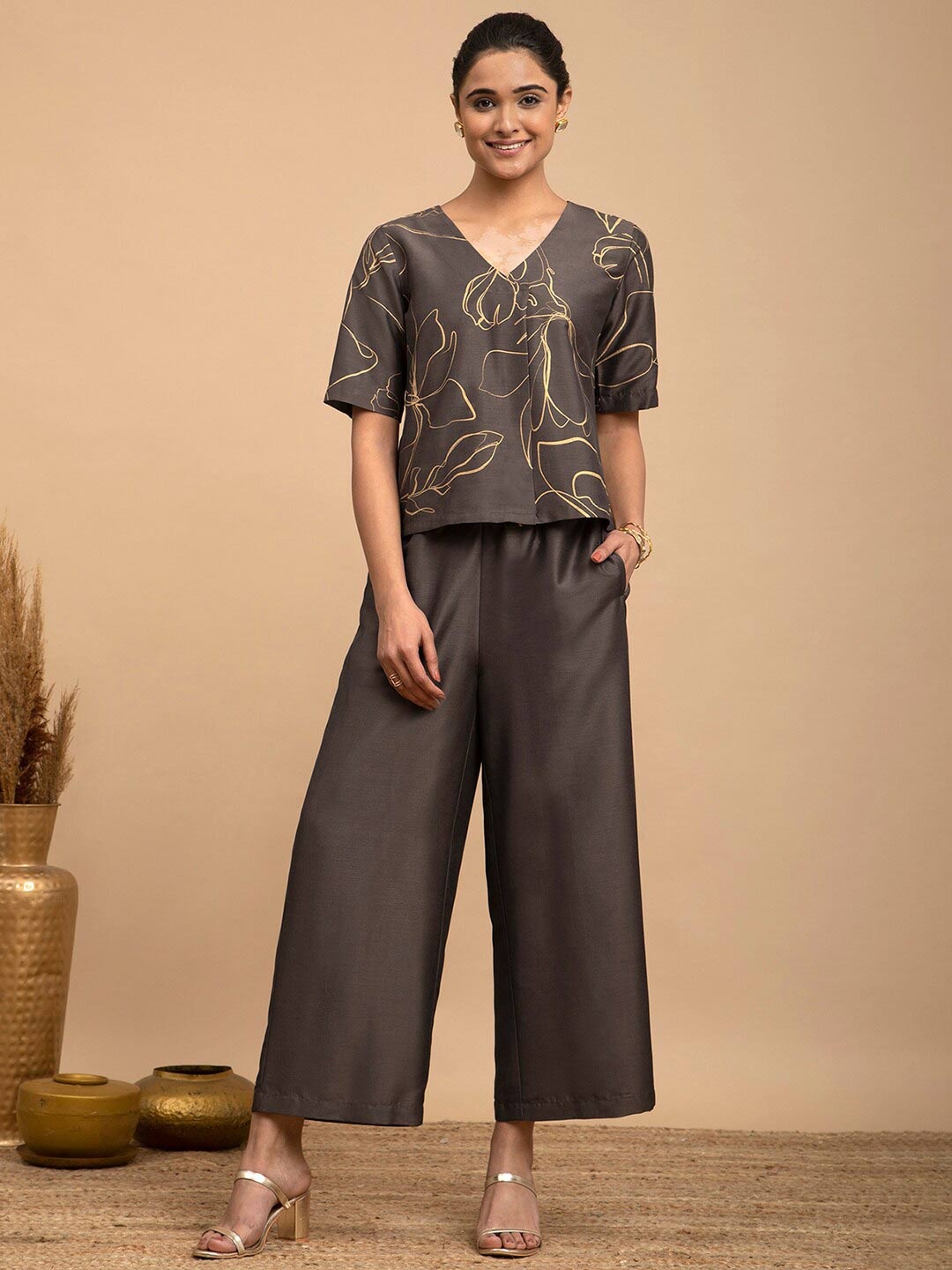 

Pink Fort Women Grey & Gold-Toned Printed Top with Palazzos